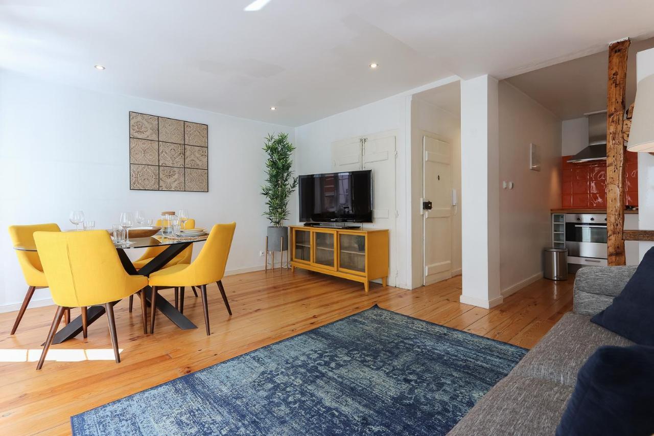Charming And Stylish Downtown Apt In XIX Century Building Lisboa Exterior foto