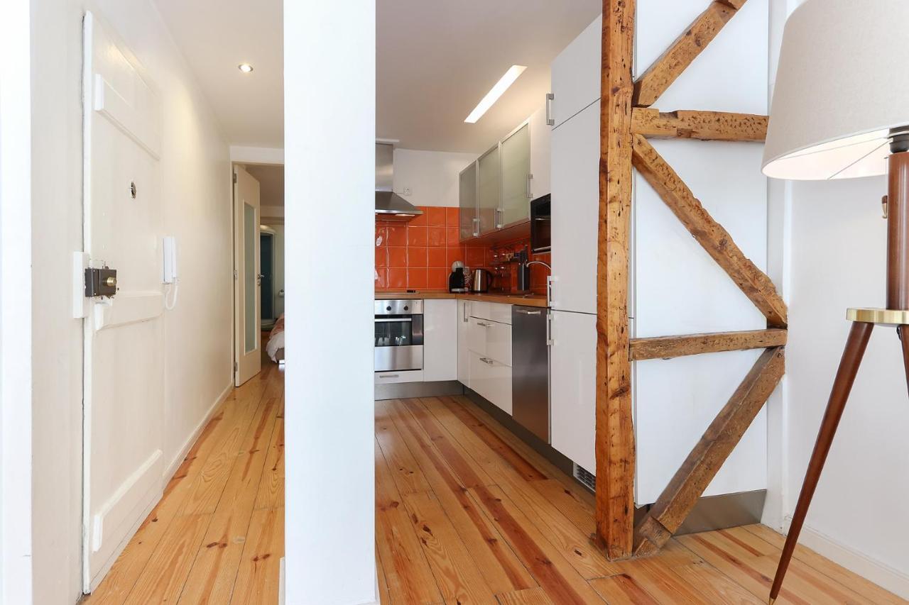 Charming And Stylish Downtown Apt In XIX Century Building Lisboa Exterior foto